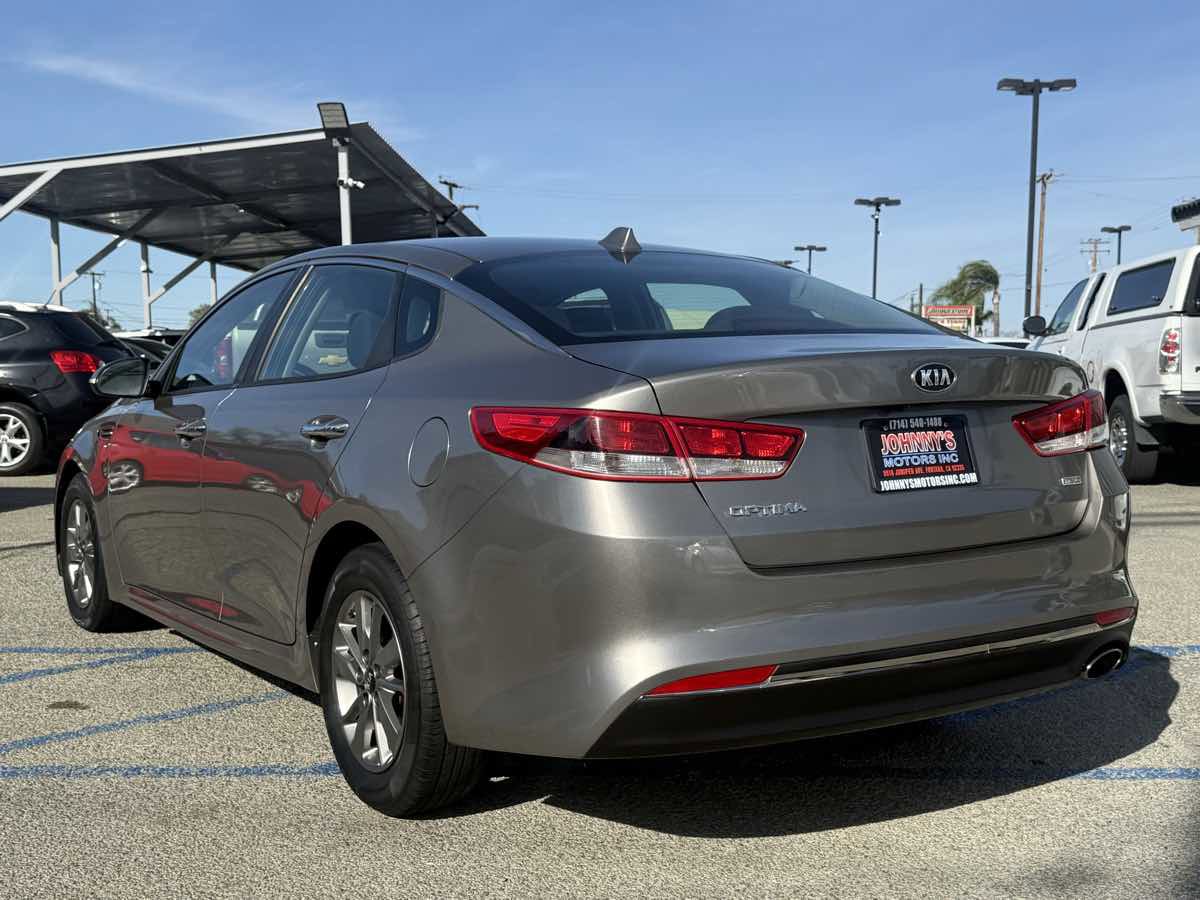 Used 2016 Kia Optima LX image 19