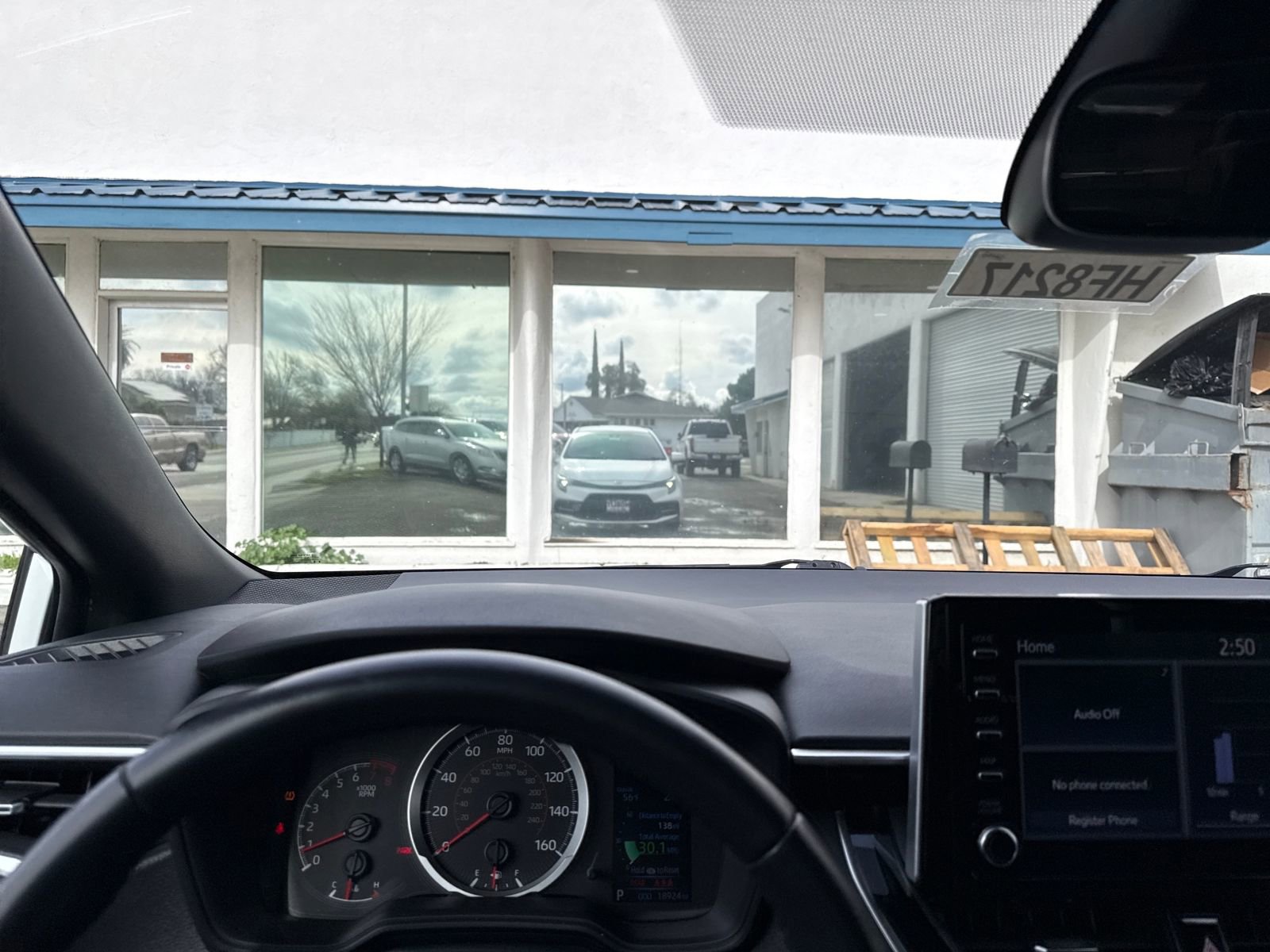 Used 2020 Toyota Corolla SE w/ Carpet Mat Package (TMS) image 13