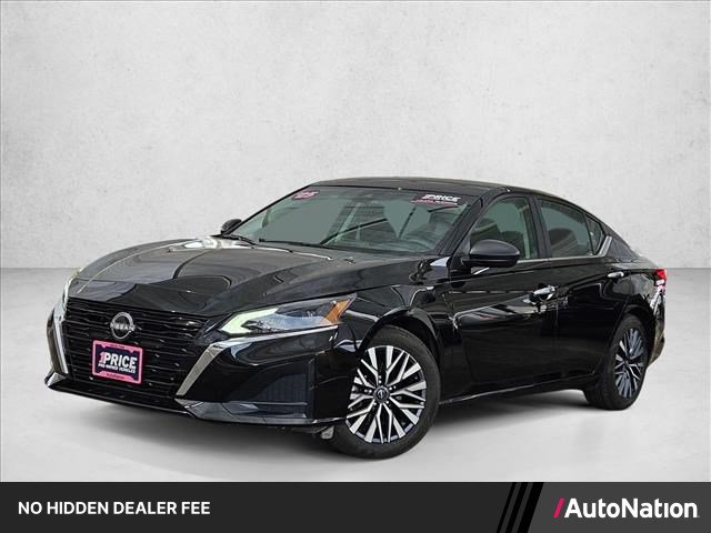 Used 2025 Nissan Altima 2.5 SV