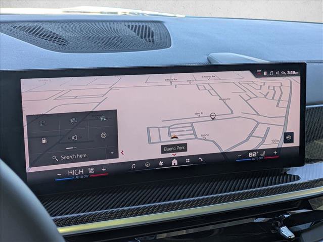 Used 2024 BMW X7 M60i w/ M Sport Professional Package image 14