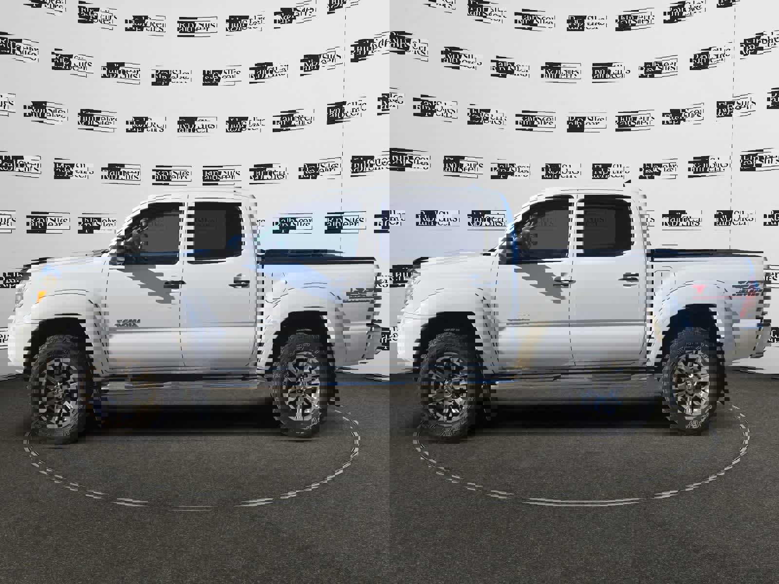 Used 2015 Toyota Tacoma 4x4 Double Cab image 3