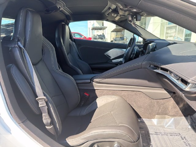 Used 2024 Chevrolet Corvette Stingray Preferred Cpe w/ Z51 Performance Package RWD image 32