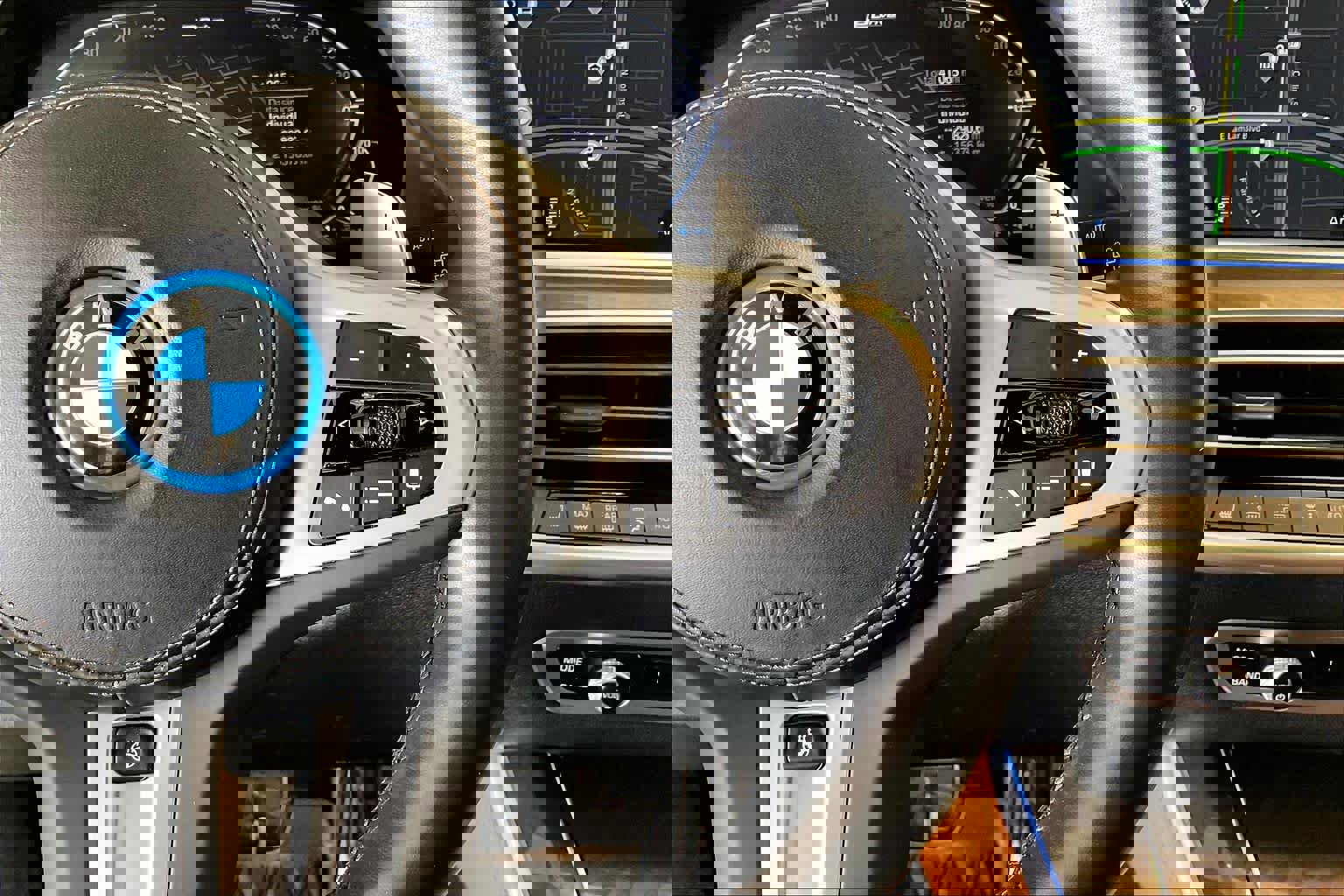 Used 2022 BMW X5 xDrive45e w/ M Sport Package image 23