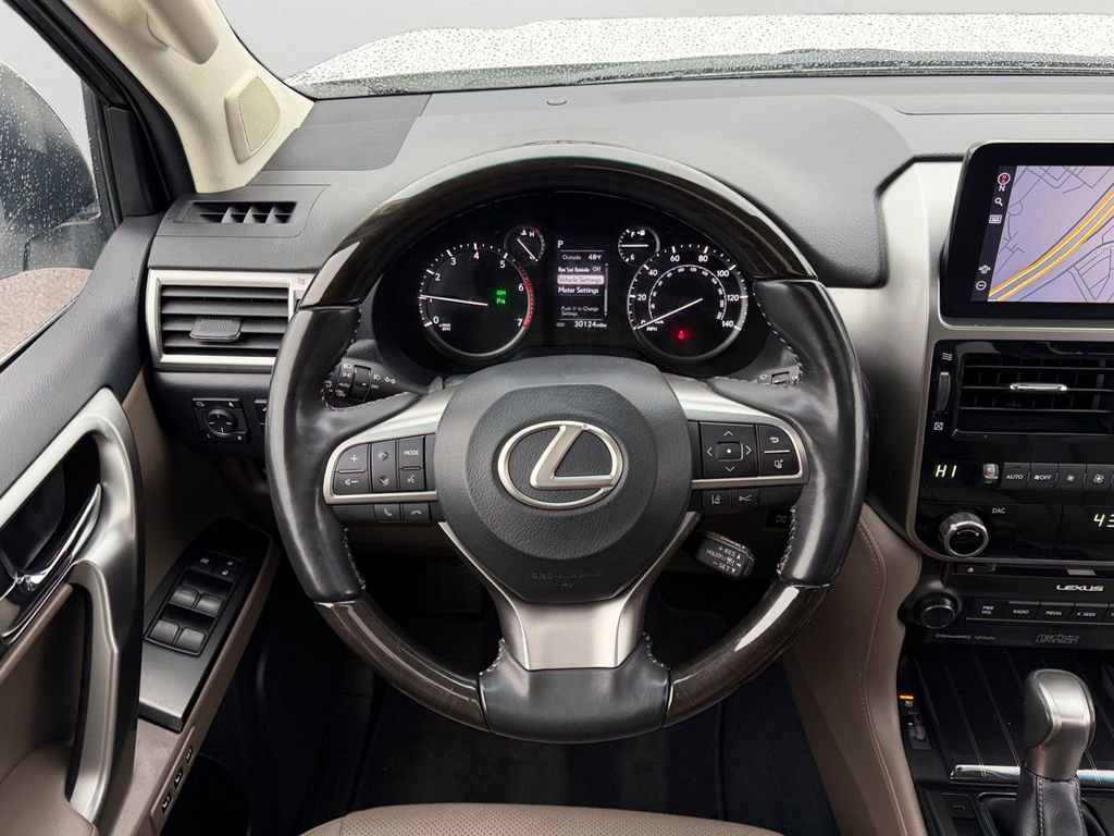 Used 2022 Lexus GX 460 Premium w/ Premium Plus Package image 19