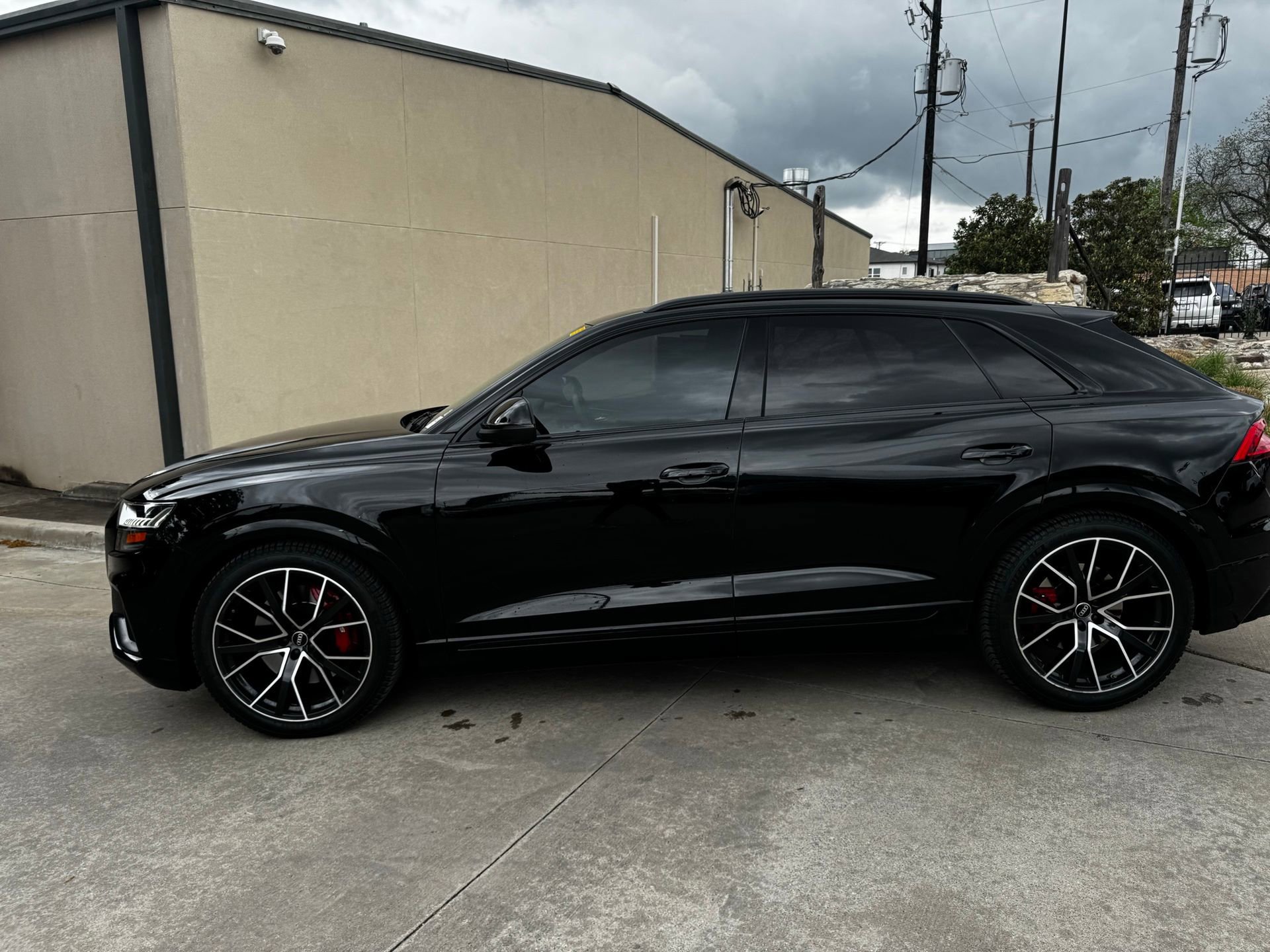 Used 2023 Audi SQ8 Prestige image 2