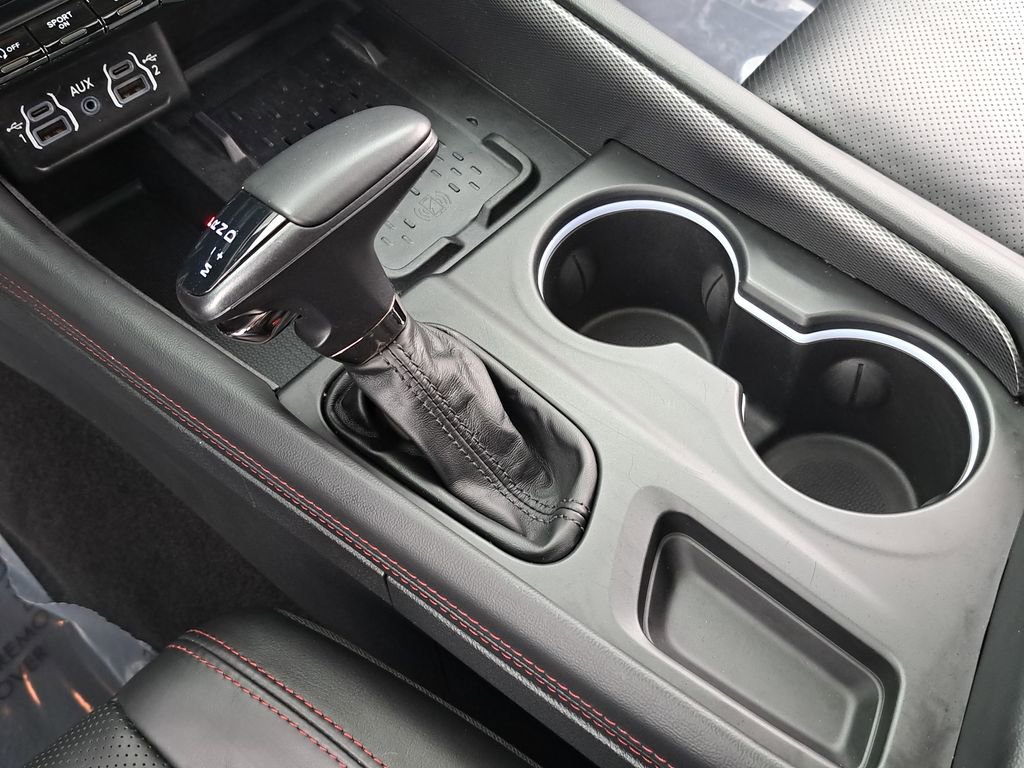 Certified 2025 Dodge Durango GT image 29