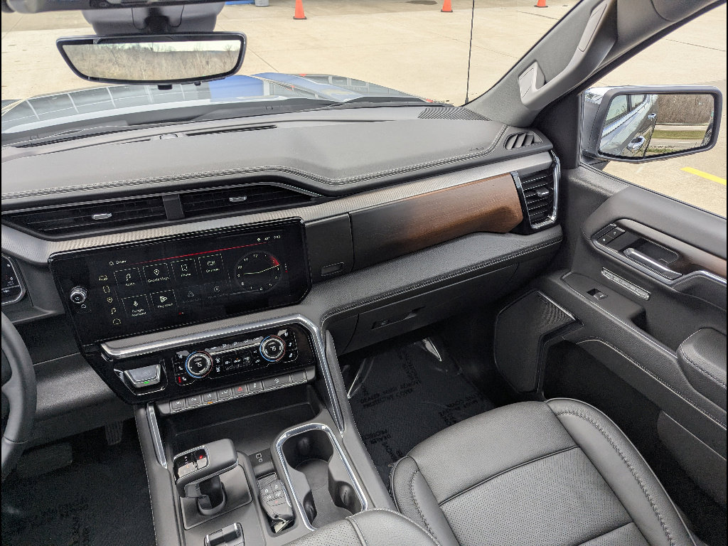 Used 2025 GMC Sierra 1500 Denali w/ Denali Reserve Package image 27