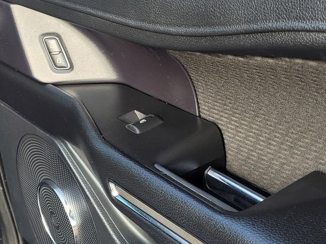 Used 2020 Ford Expedition XLT image 13