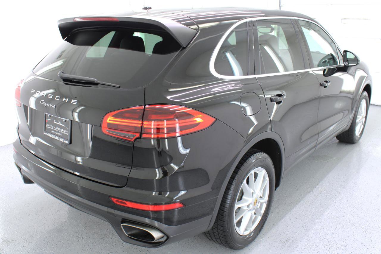 Used 2016 Porsche Cayenne image 7