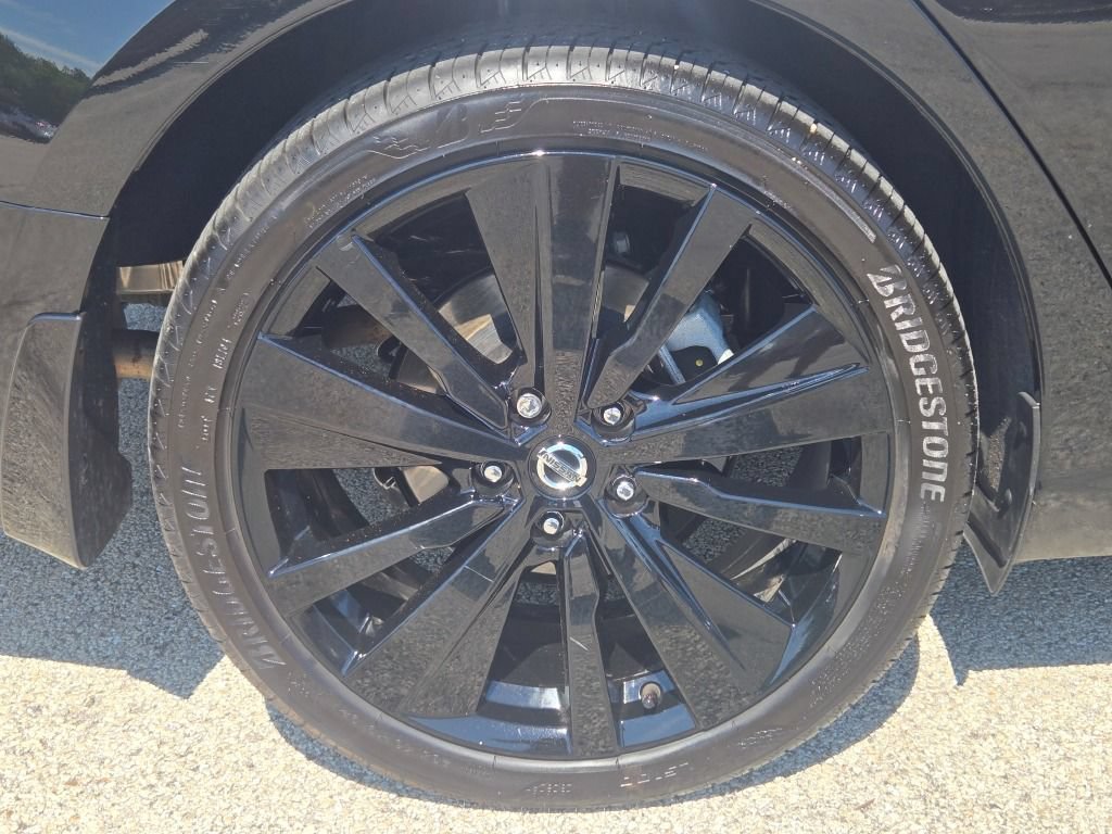 Used 2022 Nissan Altima 2.5 SR w/ Midnight Edition Package FWD image 10