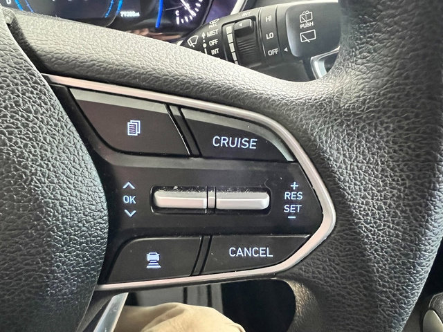 Used 2020 Hyundai Santa Fe SEL image 19