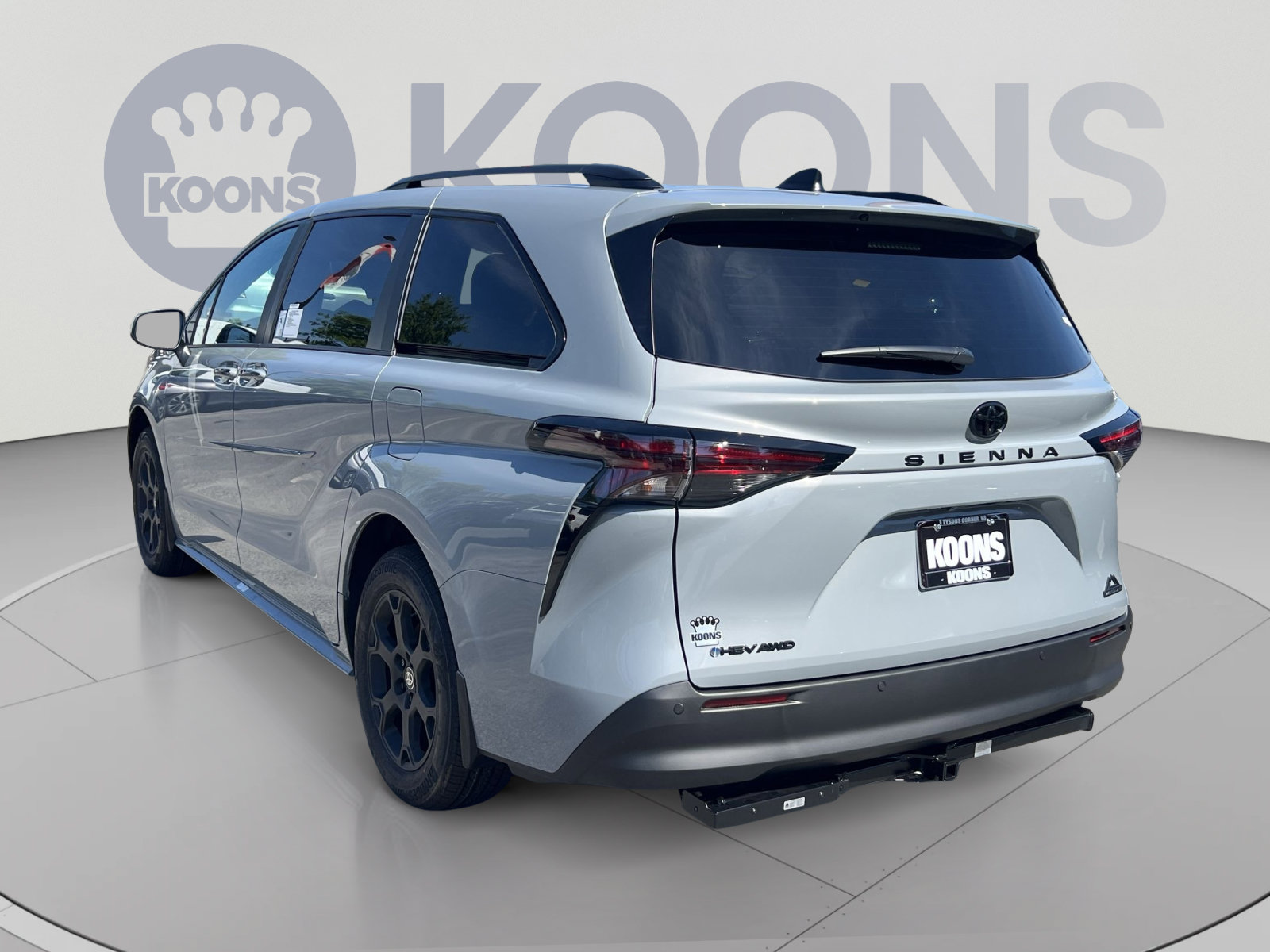 New 2026 Toyota Sienna XLE Woodland Edition AWD/4WD image 4