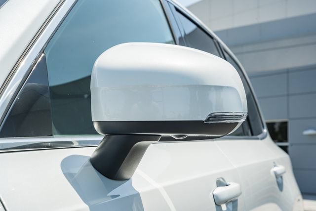 New 2026 Volvo XC90 B6 Plus w/ Protection Package Premier AWD/4WD image 16