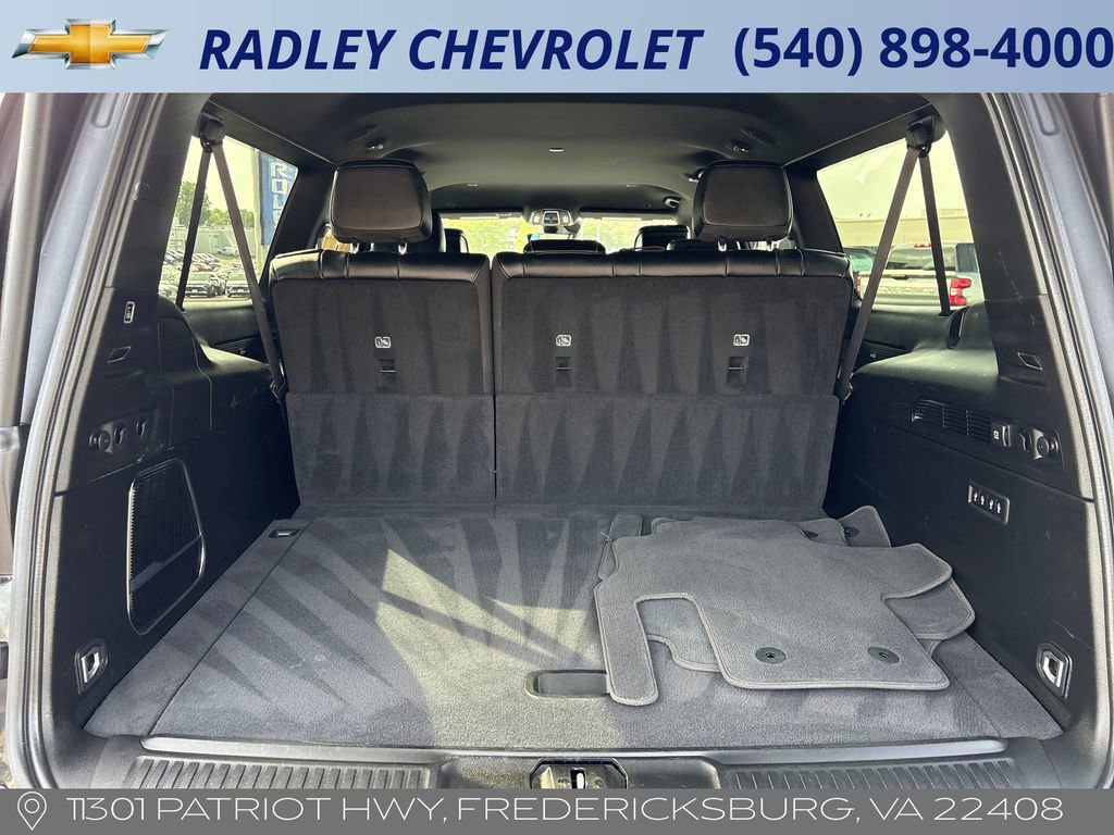 Used 2024 Jeep Wagoneer L Series II w/ Flexible Seating Group AWD/4WD image 25