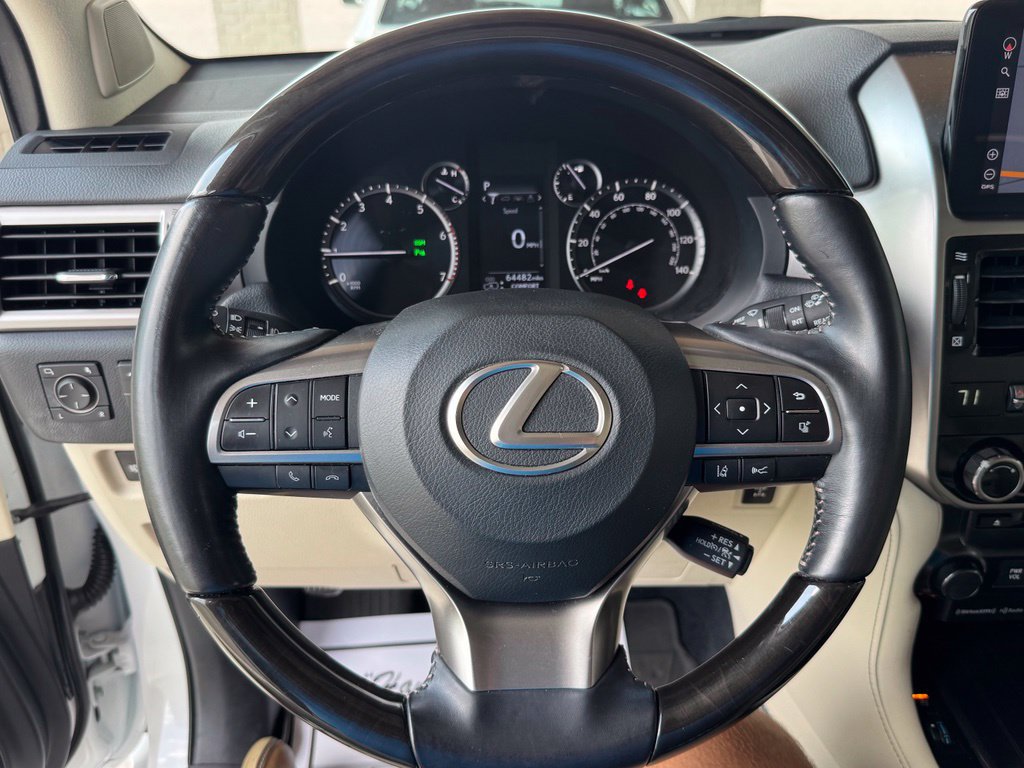 Used 2022 Lexus GX 460 Luxury w/ Accessory Package AWD/4WD image 22