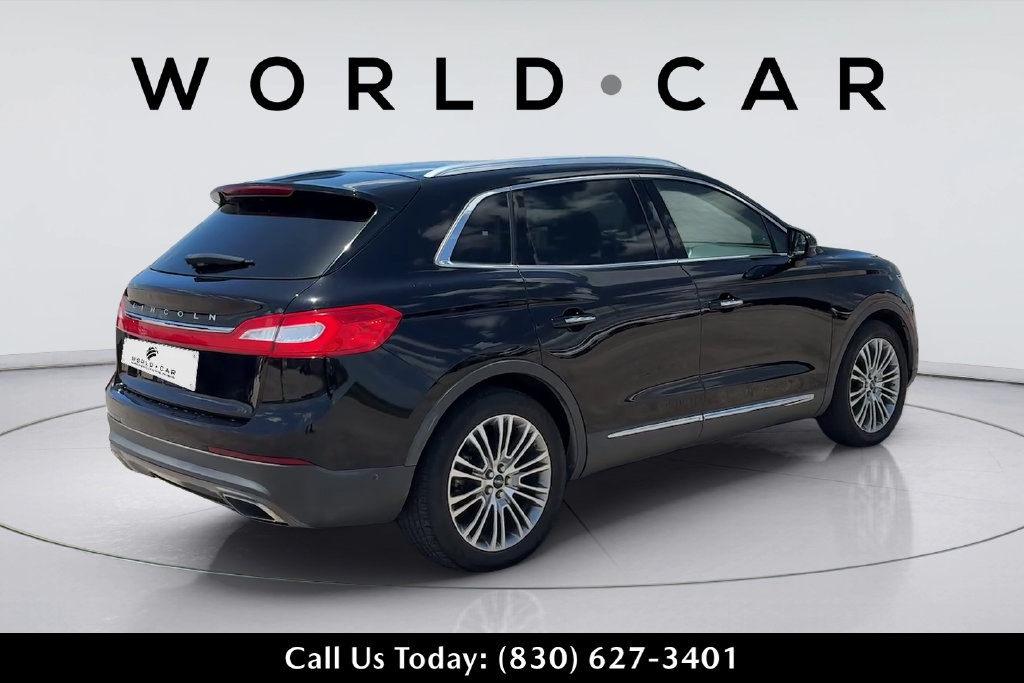Used 2017 Lincoln MKX Reserve FWD image 3