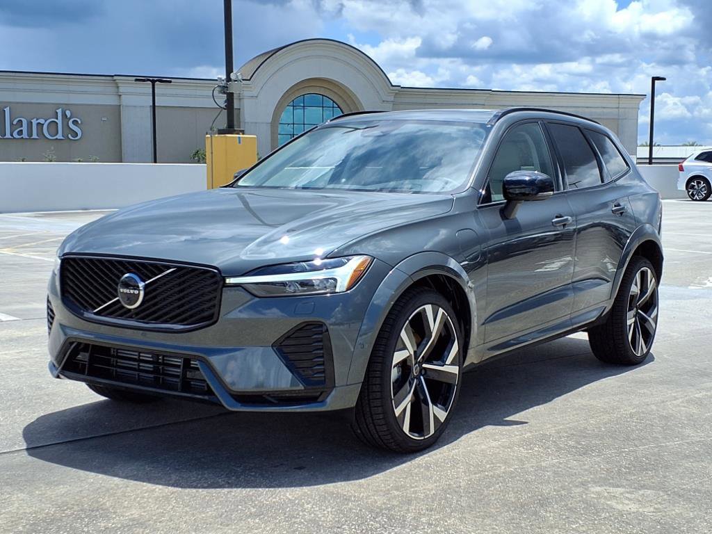 New 2026 Volvo XC60 T8 Ultra image 3