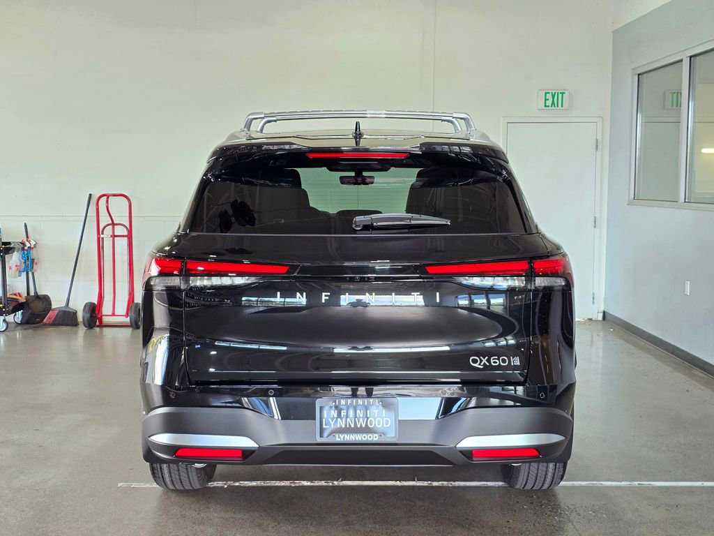 New 2026 INFINITI QX60 Luxe w/ Family Package image 5