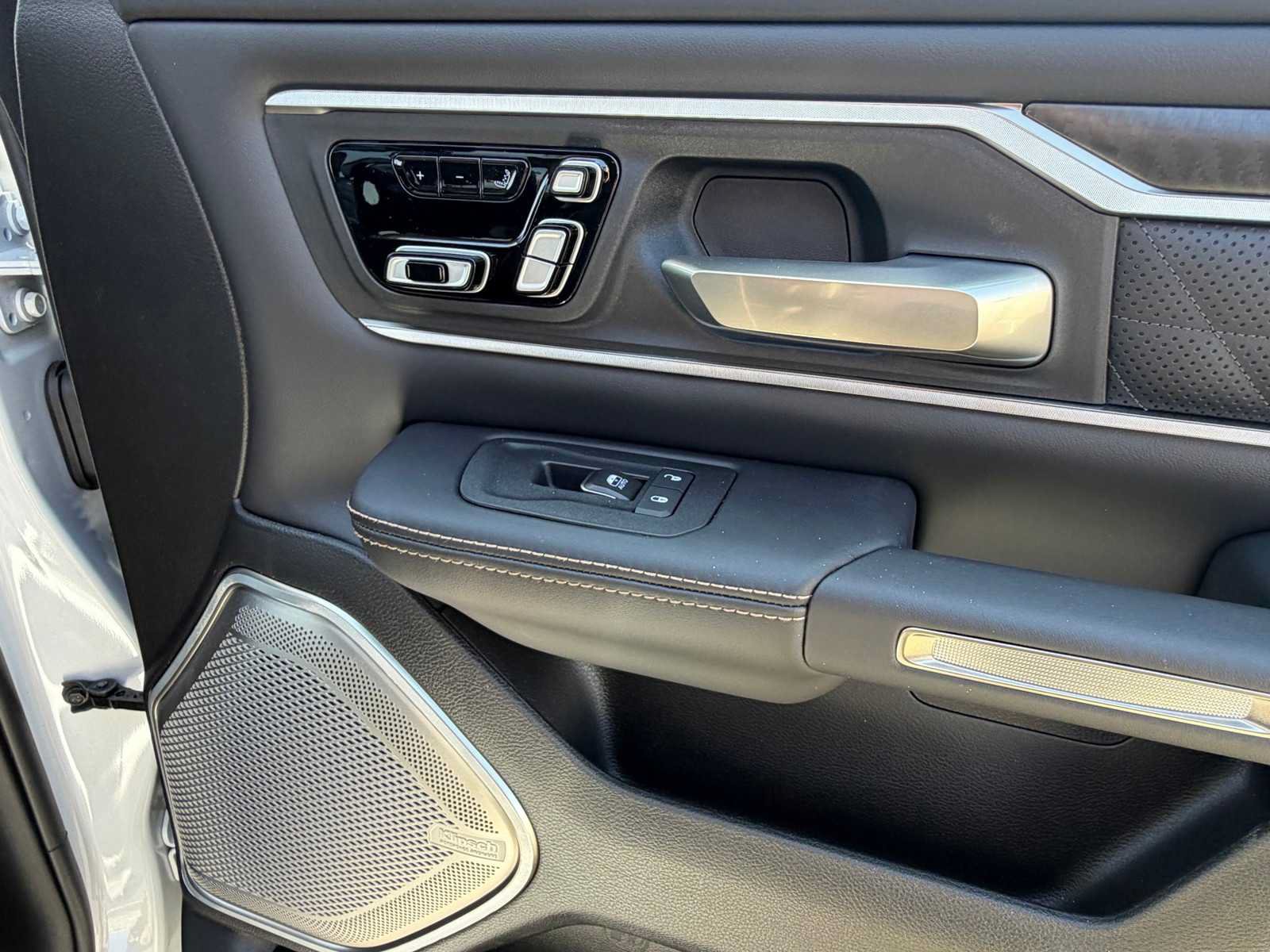 New 2026 RAM 1500 Tungsten AWD/4WD image 22