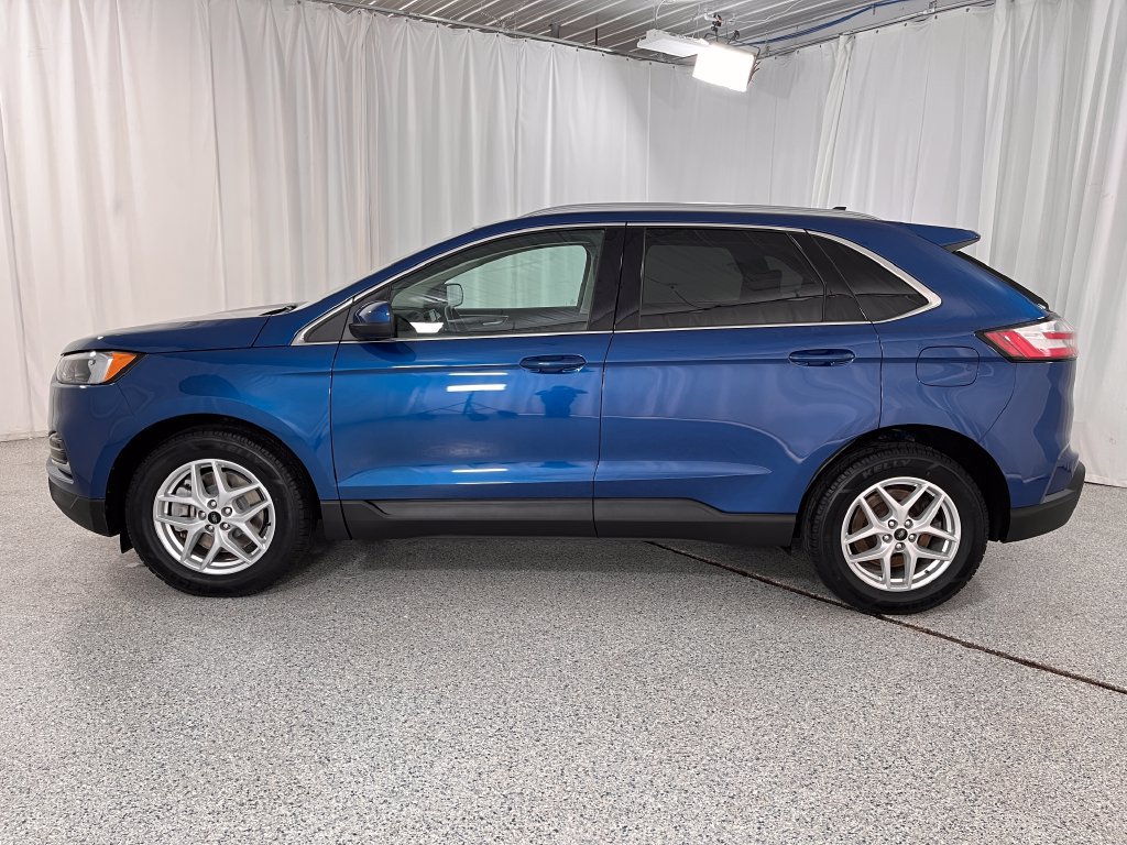 Used 2024 Ford Edge SEL AWD/4WD image 7