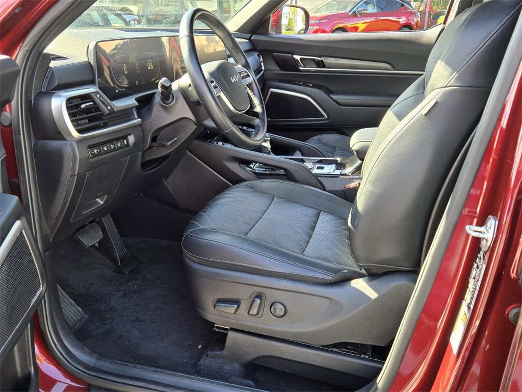 Used 2024 Kia Telluride EX X-Line image 12