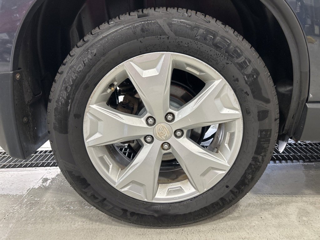 Used 2015 Subaru Forester 2.5i Limited w/ Protection Package #2 image 13