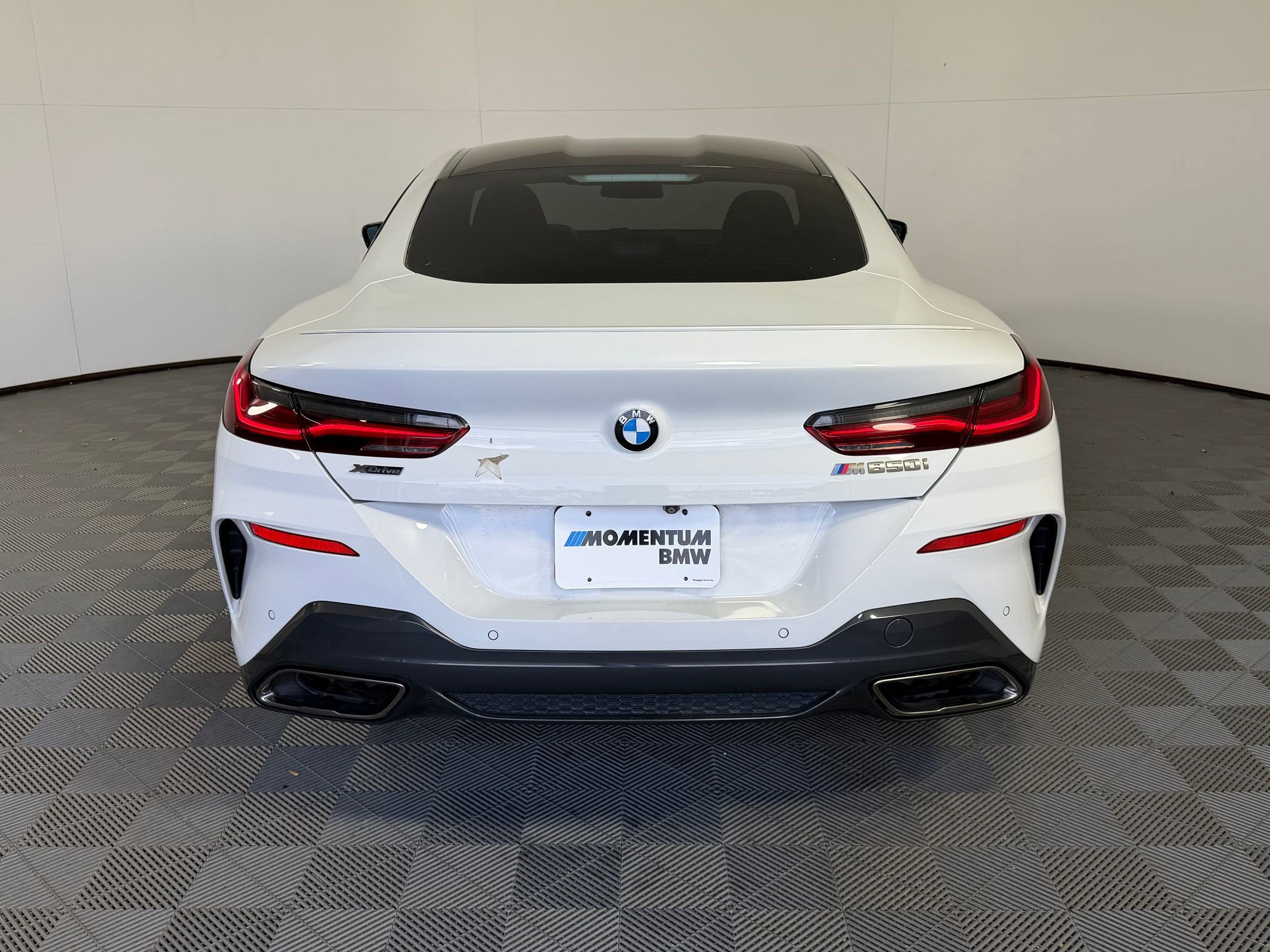 Used 2019 BMW M850i xDrive Coupe w/ Comfort Seating Package image 10