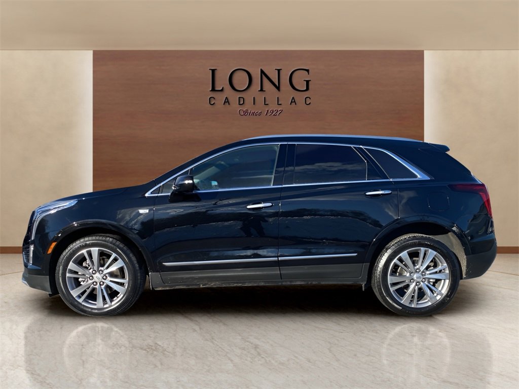 Certified 2025 Cadillac XT5 Premium Luxury image 2