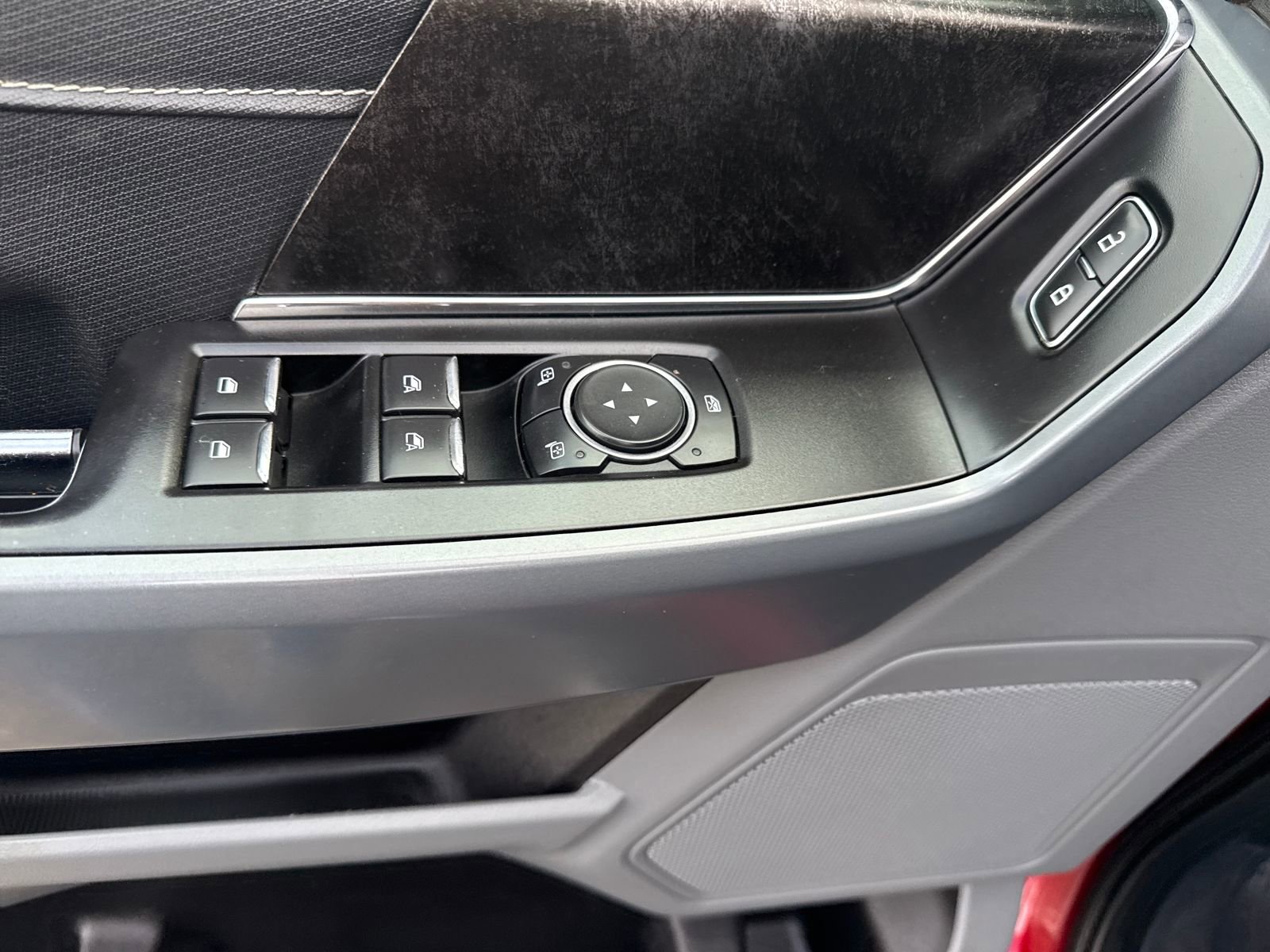 Used 2022 Ford F150 XLT w/ Equipment Group 302A High image 11