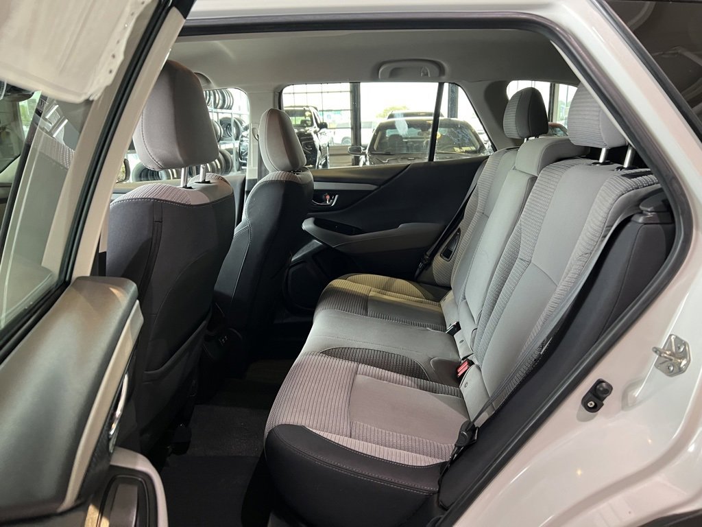 Used 2020 Subaru Outback Premium image 27