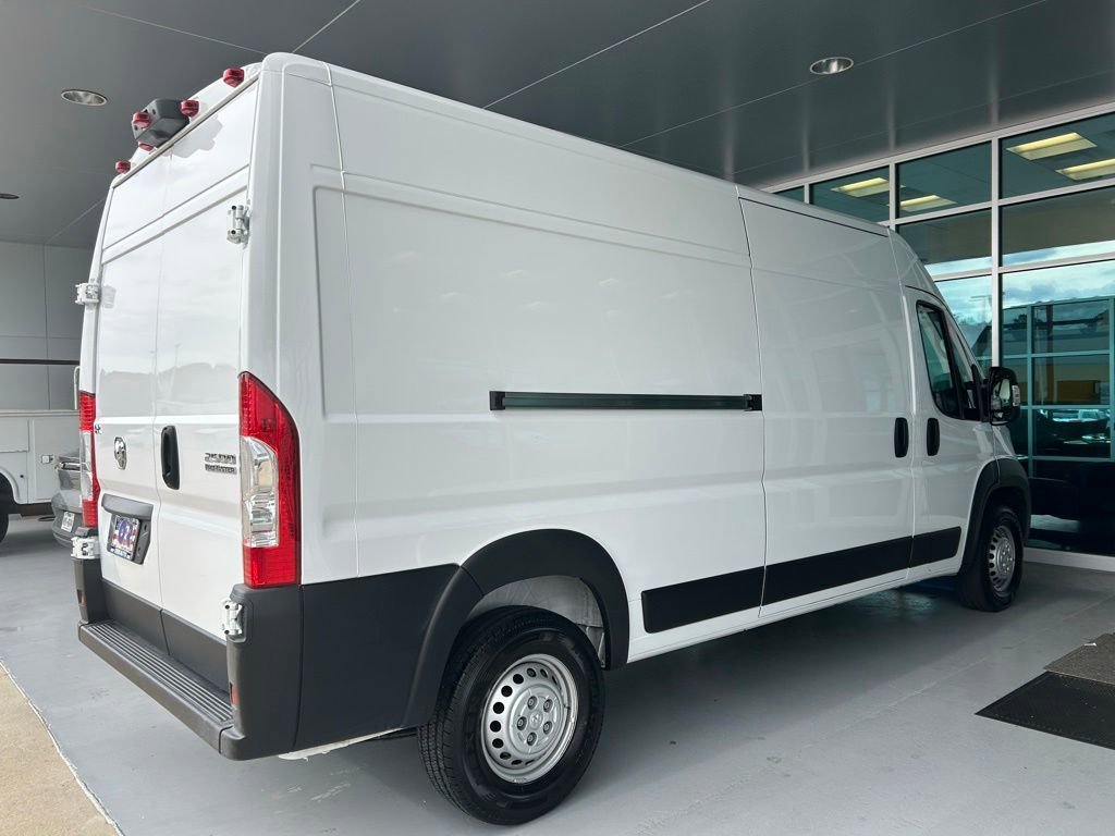 Used 2026 RAM ProMaster 2500 w/ Convenience Group FWD image 6