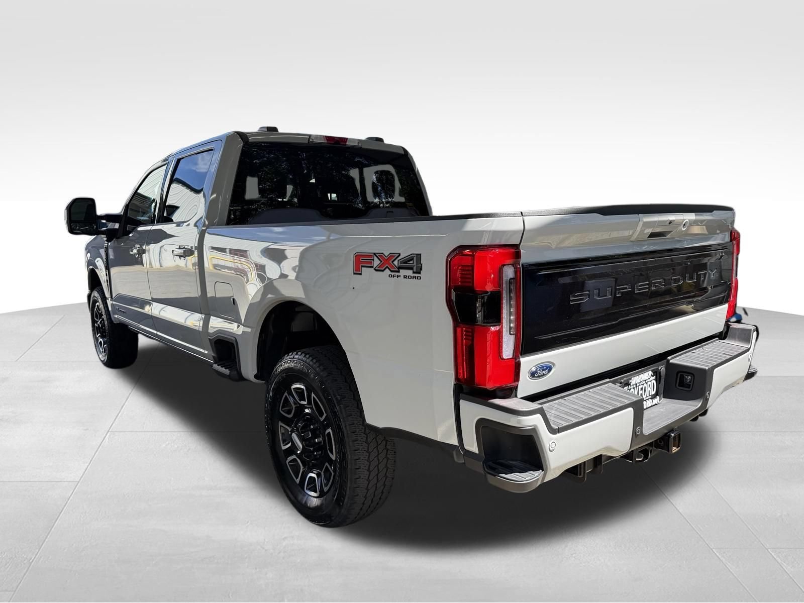 Used 2026 Ford F350 Platinum AWD/4WD image 8