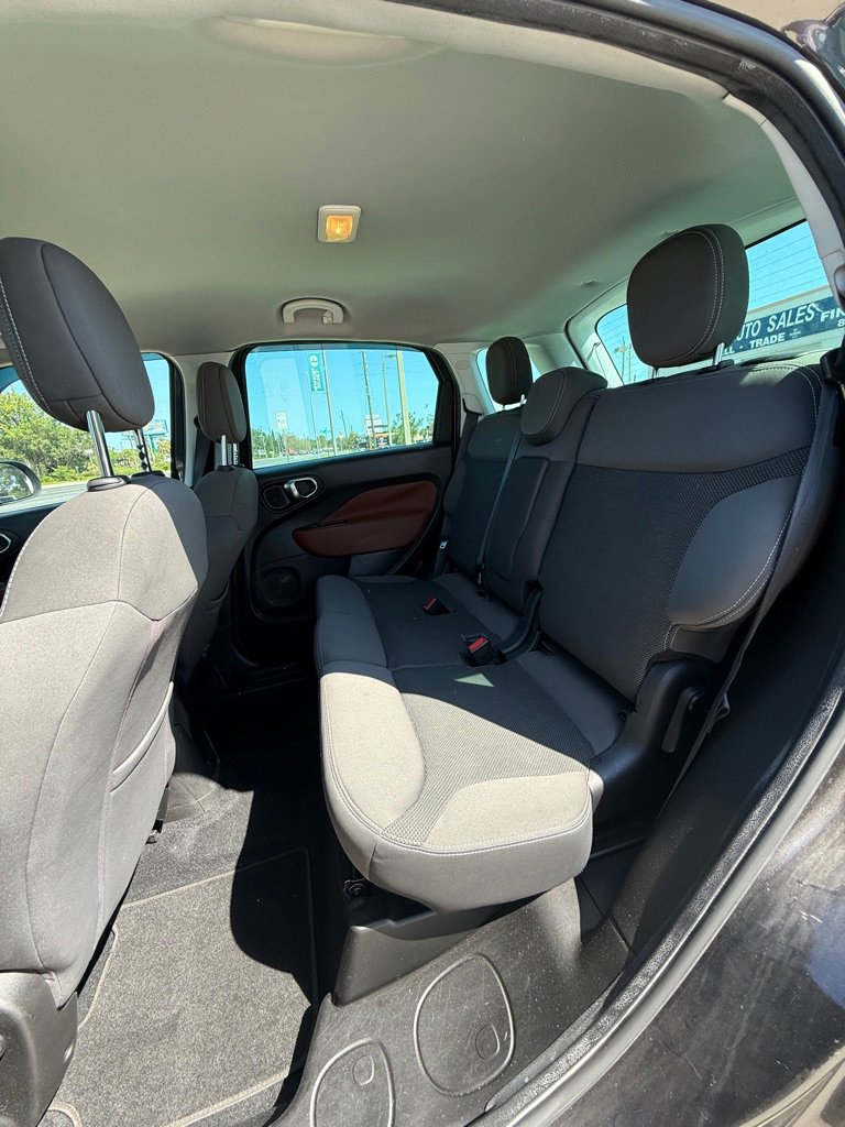 Used 2014 FIAT 500L Trekking w/ Popular Equipment Group image 7