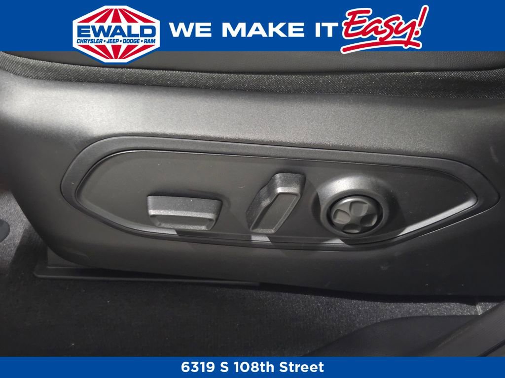 New 2025 Jeep Grand Cherokee Limited w/ Luxury Tech Group II image 28