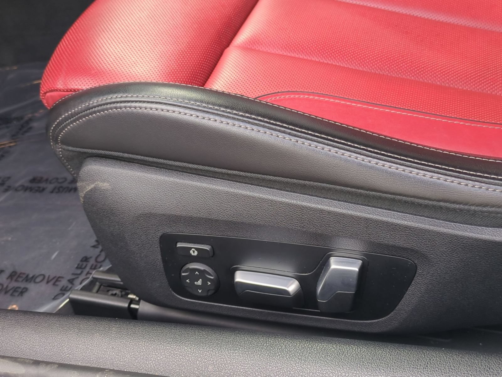 Used 2024 BMW 840i Convertible w/ Driving Assistance Package RWD image 14