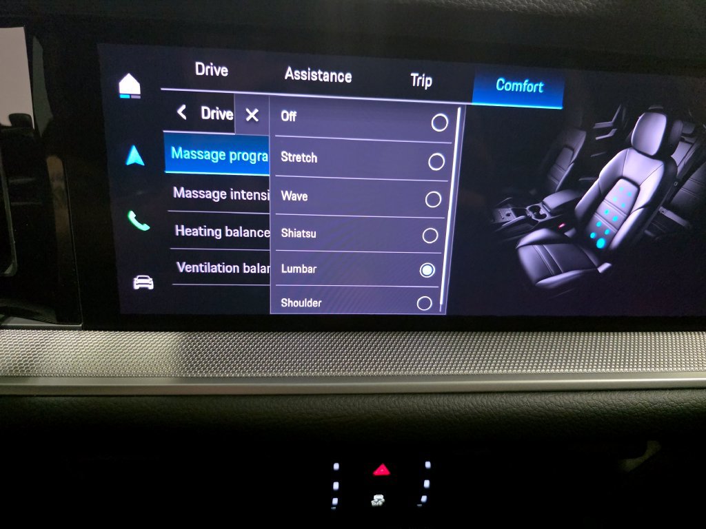 Certified 2026 Porsche Cayenne AWD/4WD image 37
