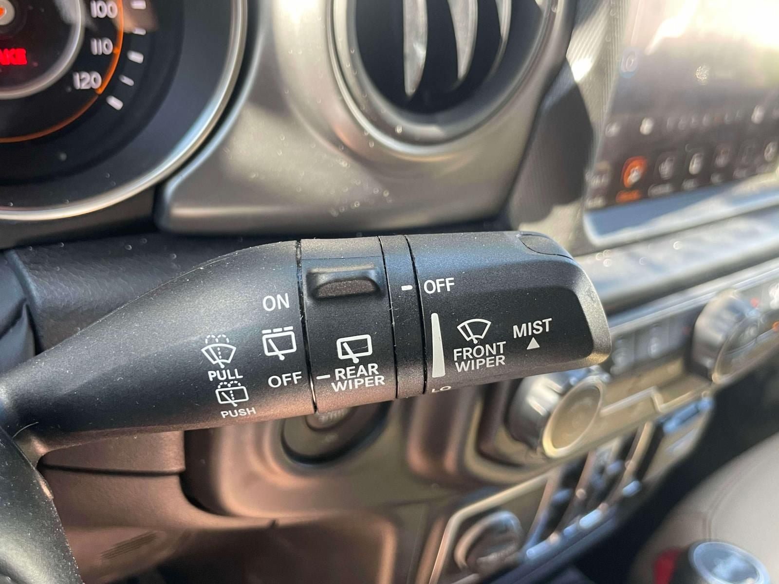 Used 2022 Jeep Wrangler Unlimited Sport AWD/4WD image 23