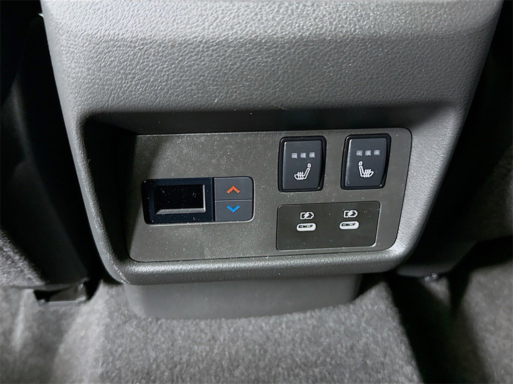 Certified 2024 Nissan Rogue Platinum w/ Platinum Premium Package image 14