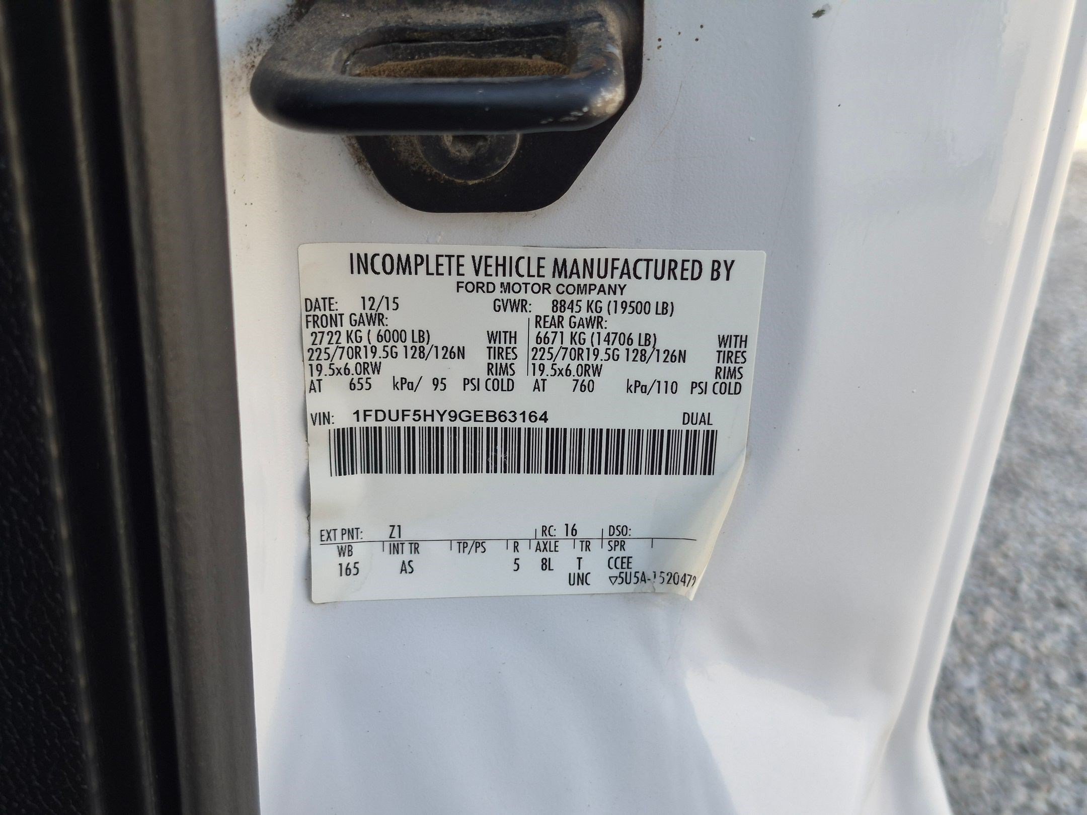 Used 2016 Ford F550 4x4 Regular Cab Super Duty image 29