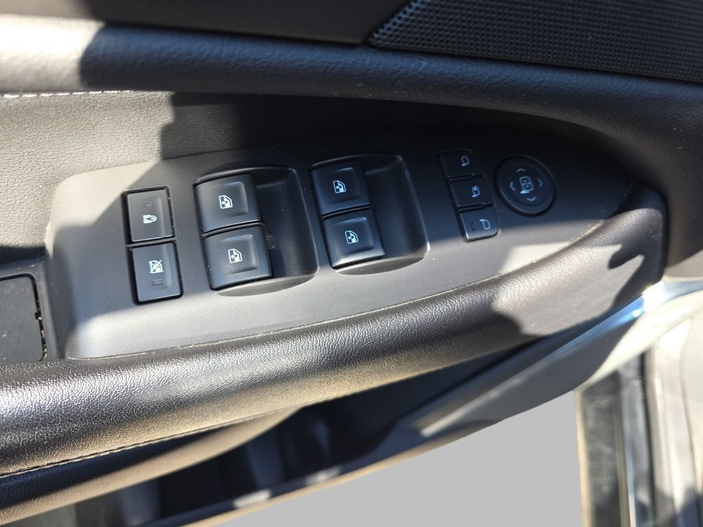 Used 2015 Cadillac Escalade Premium AWD/4WD image 31