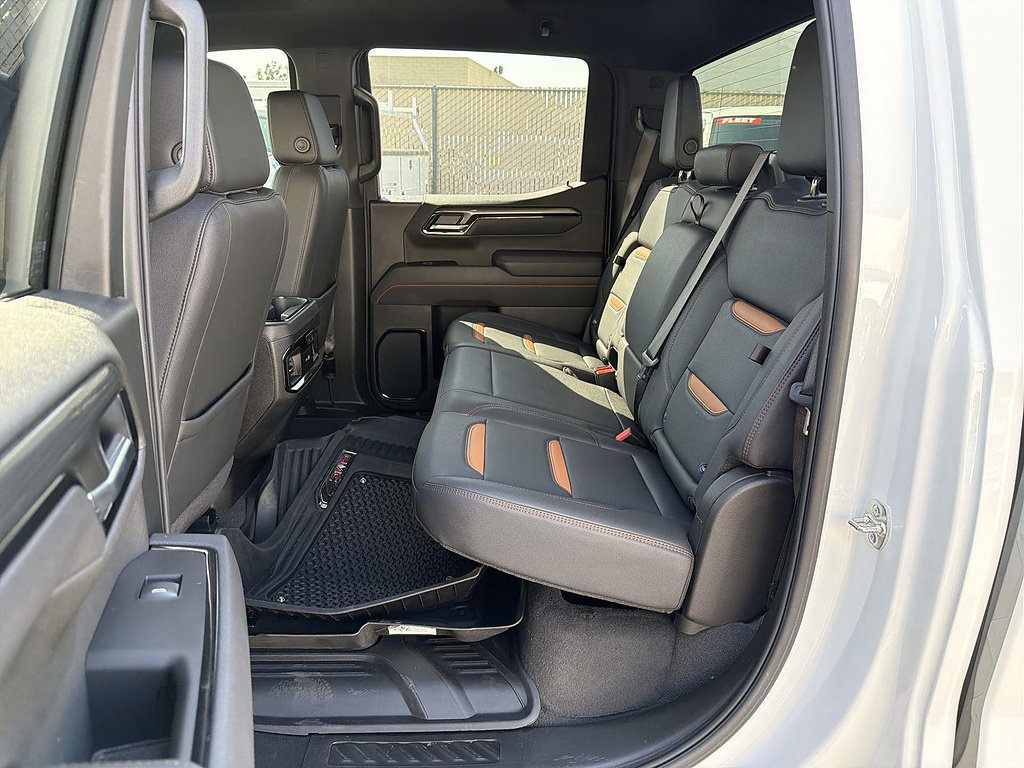 Used 2025 GMC Sierra 1500 AT4 AWD/4WD image 24