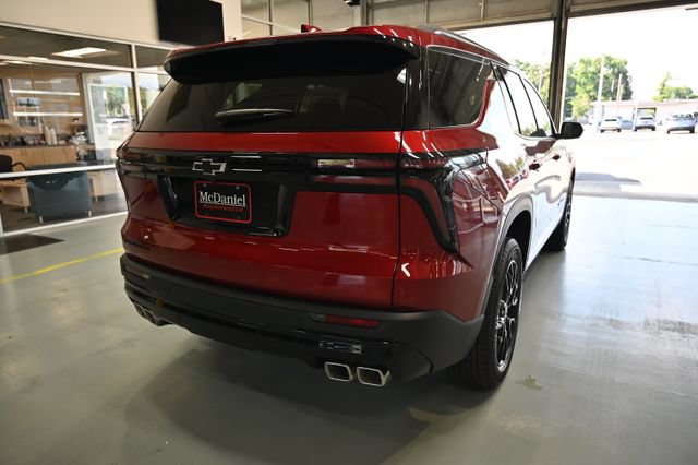 New 2026 Chevrolet Traverse LT w/ Midnight/Sport Edition FWD image 5