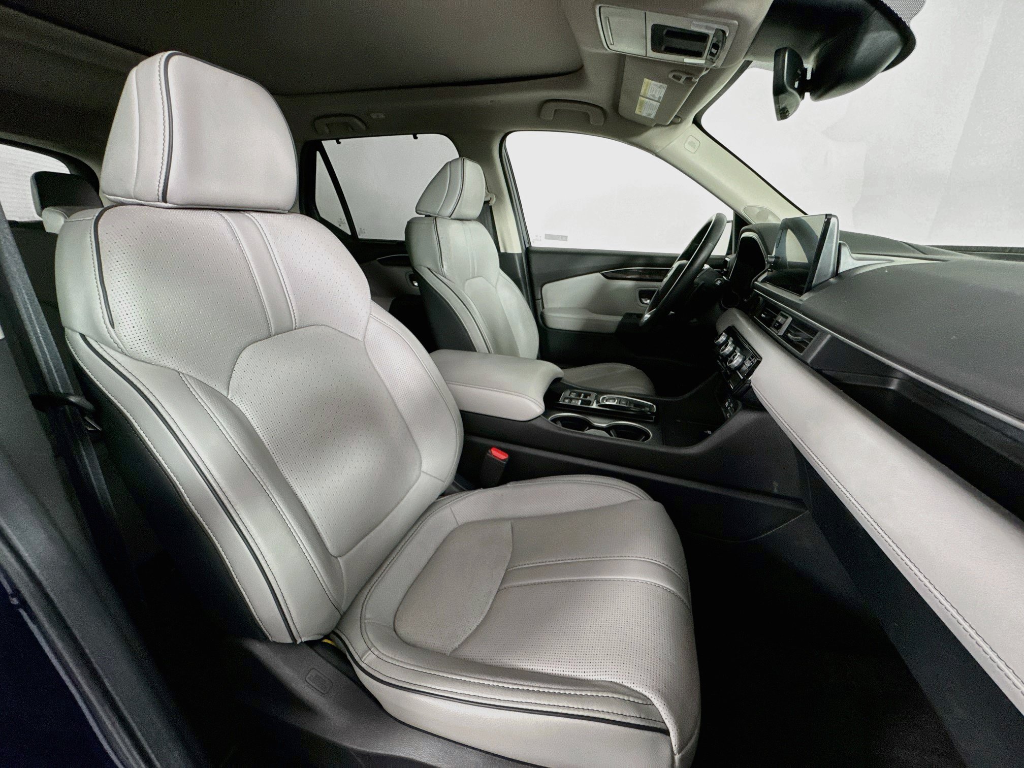 Certified 2025 Honda Pilot Elite image 31
