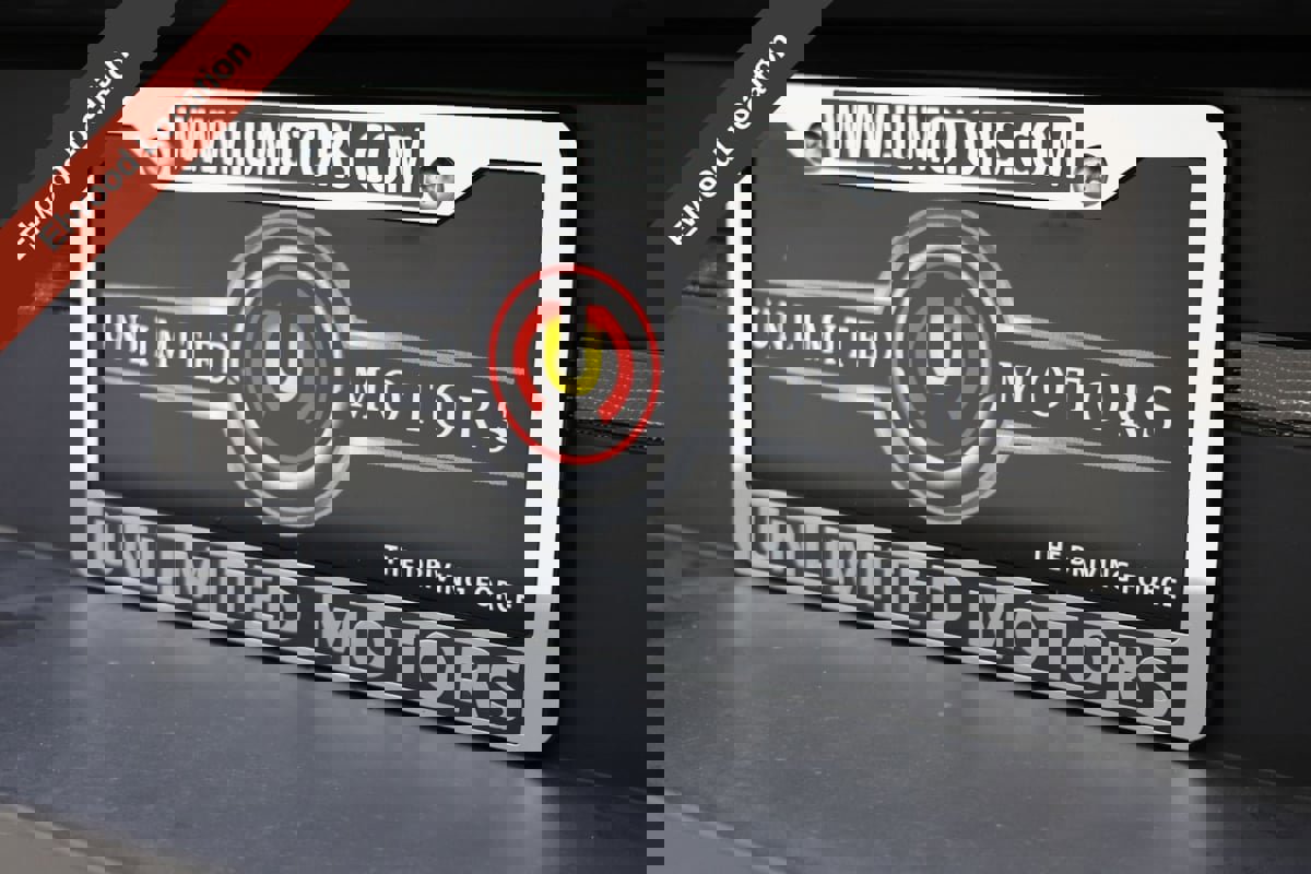 Used 2024 Tesla Cybertruck AWD Crew Cab image 18