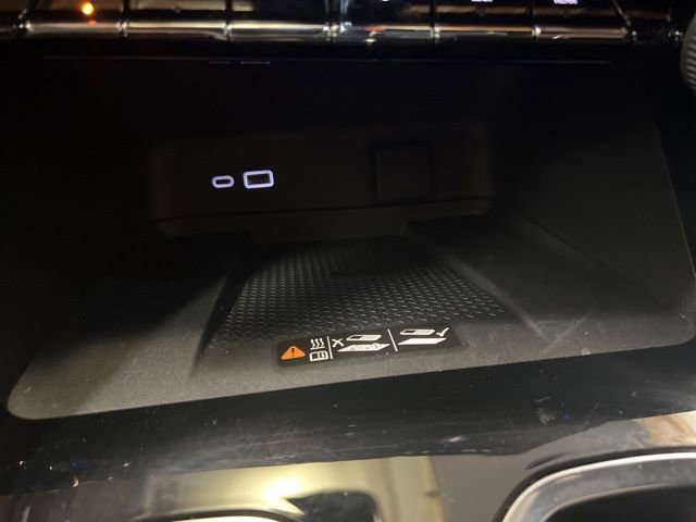 Used 2026 Chevrolet Traverse High Country w/ LPO, Floor Liner Package image 30