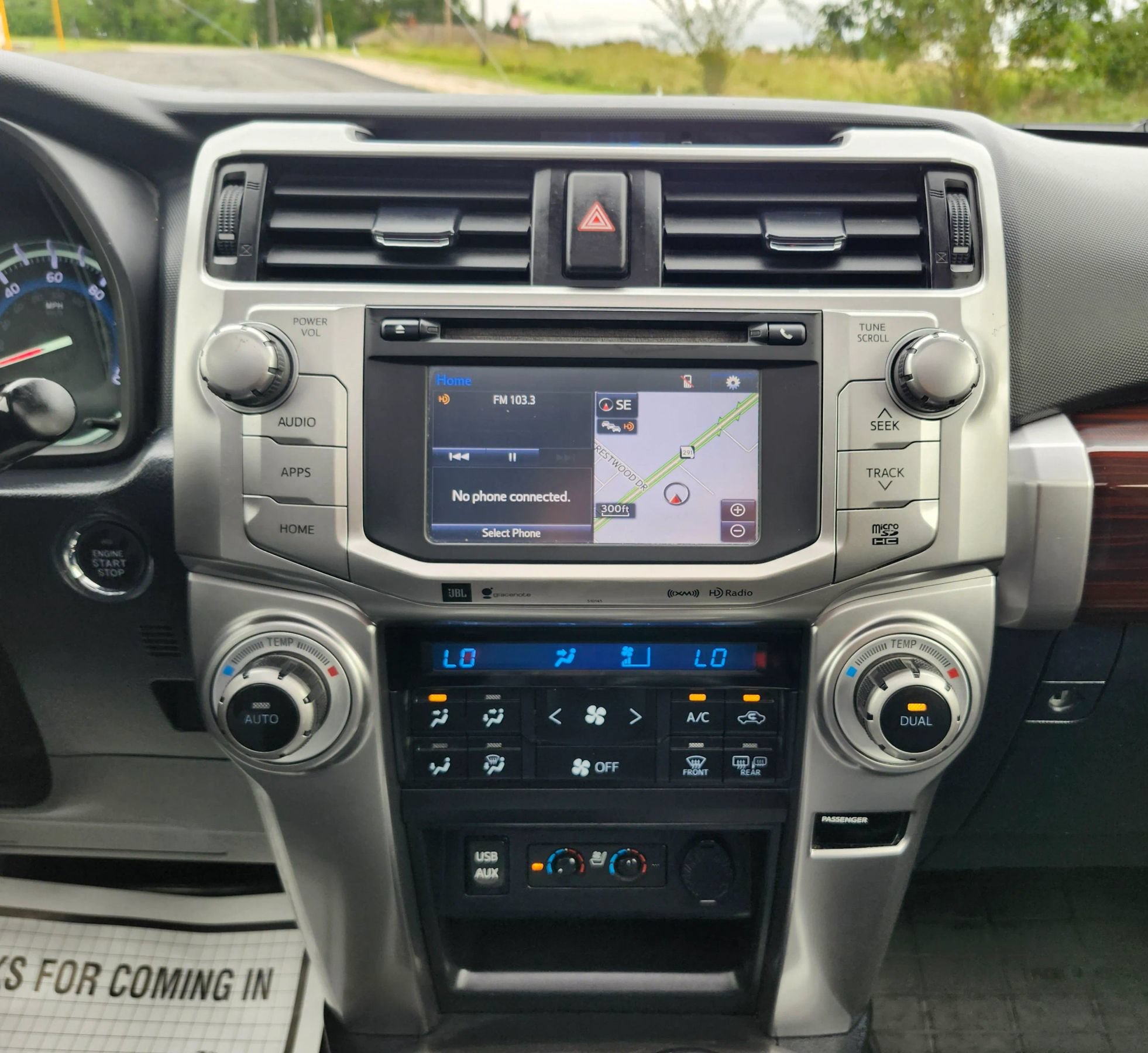 Used 2016 Toyota 4Runner Limited AWD/4WD image 28