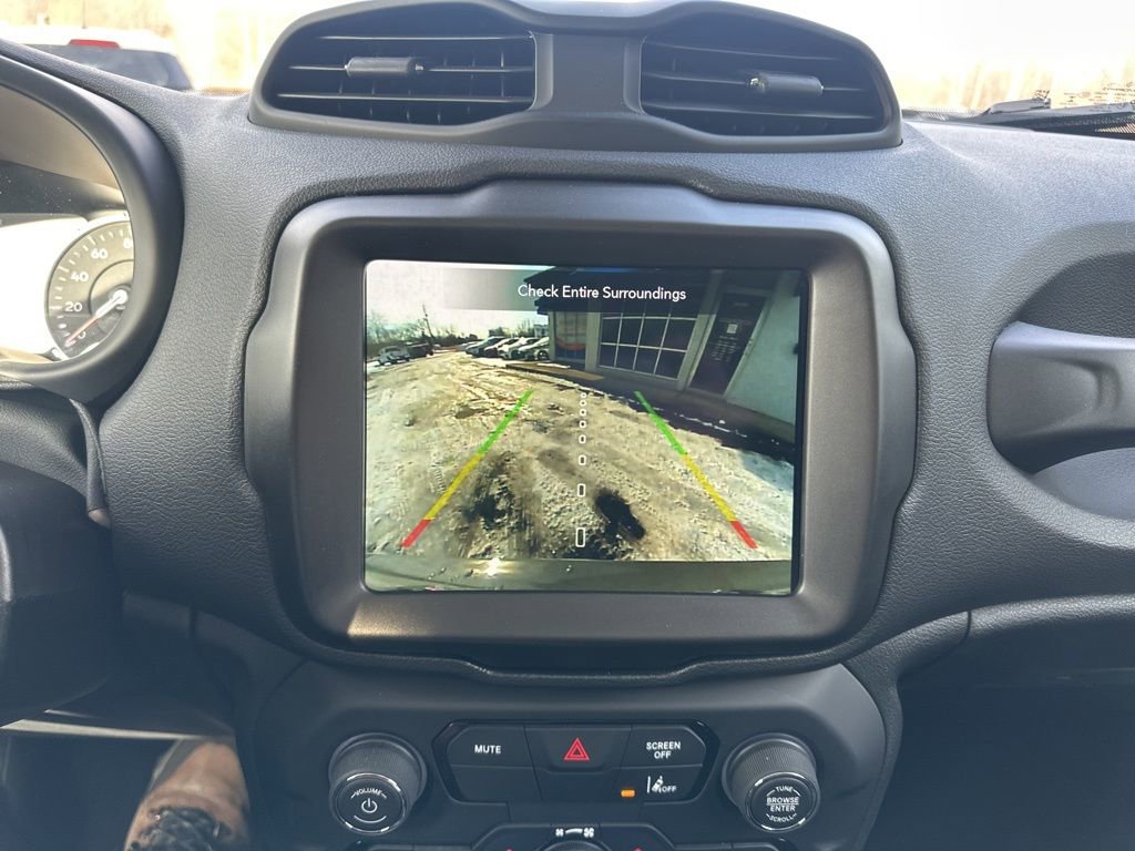 Used 2022 Jeep Renegade Latitude w/ Convenience Group image 22