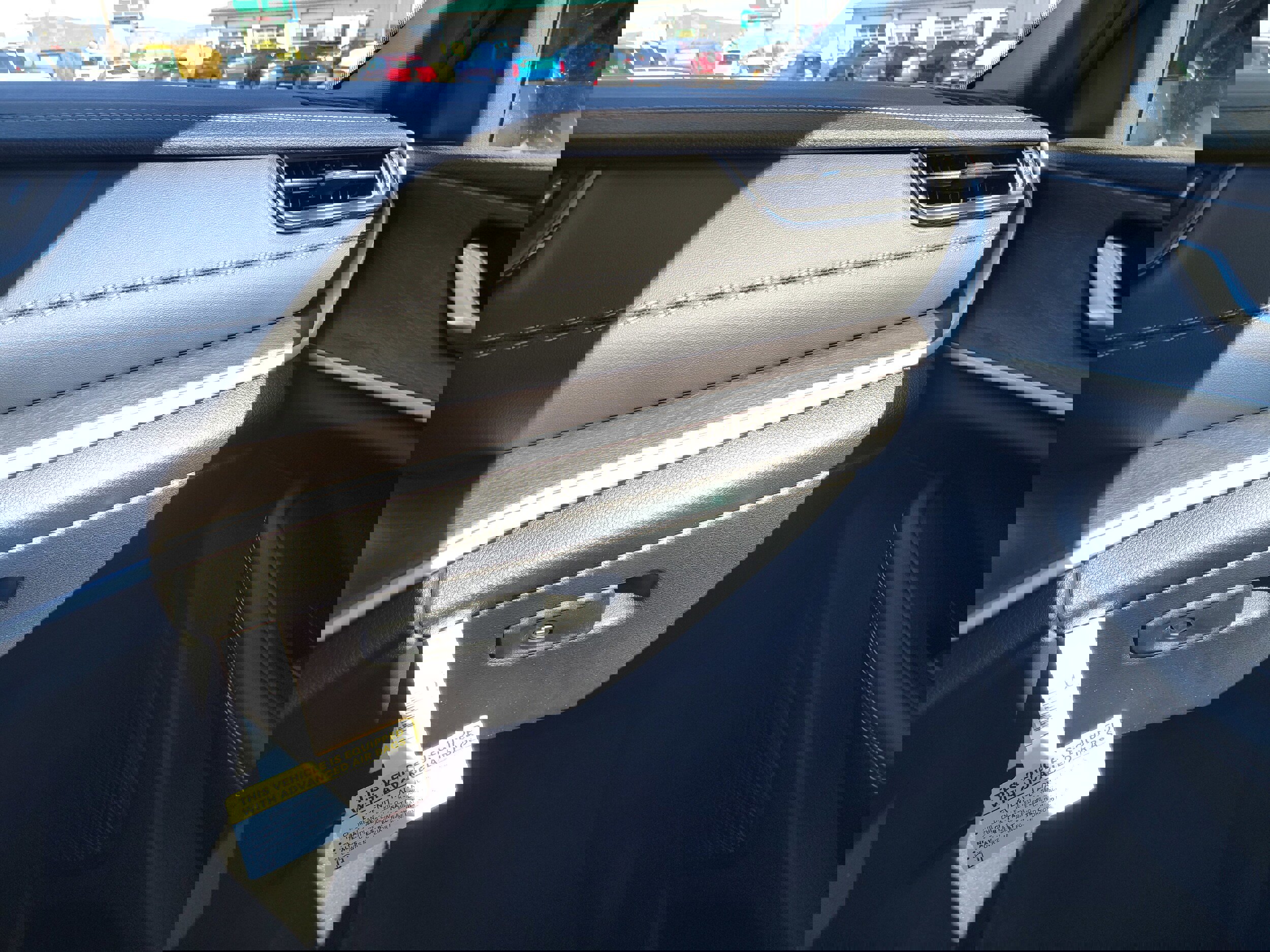 New 2026 Jeep Grand Cherokee Altitude image 25