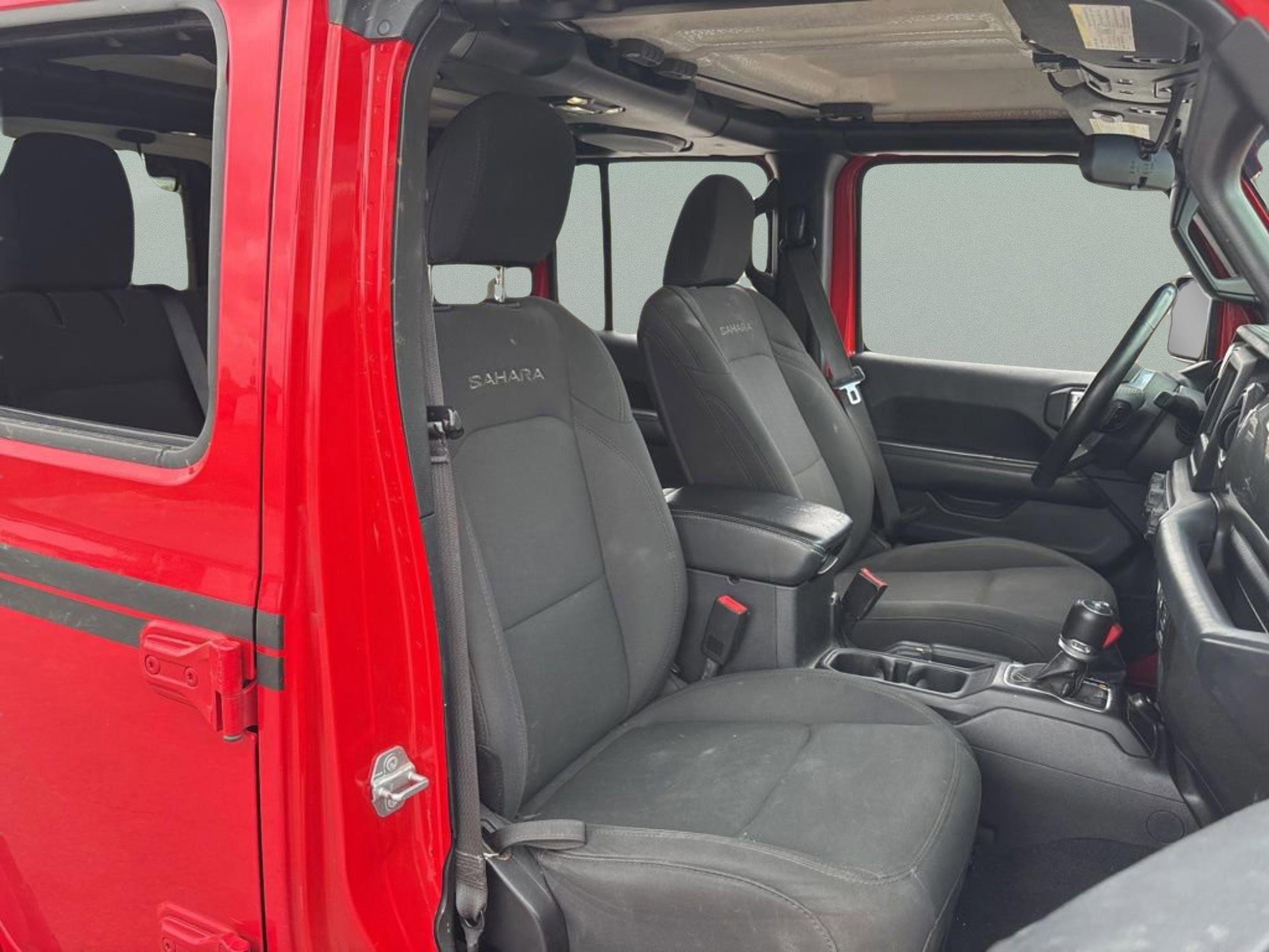 Used 2019 Jeep Wrangler Unlimited Sahara image 36