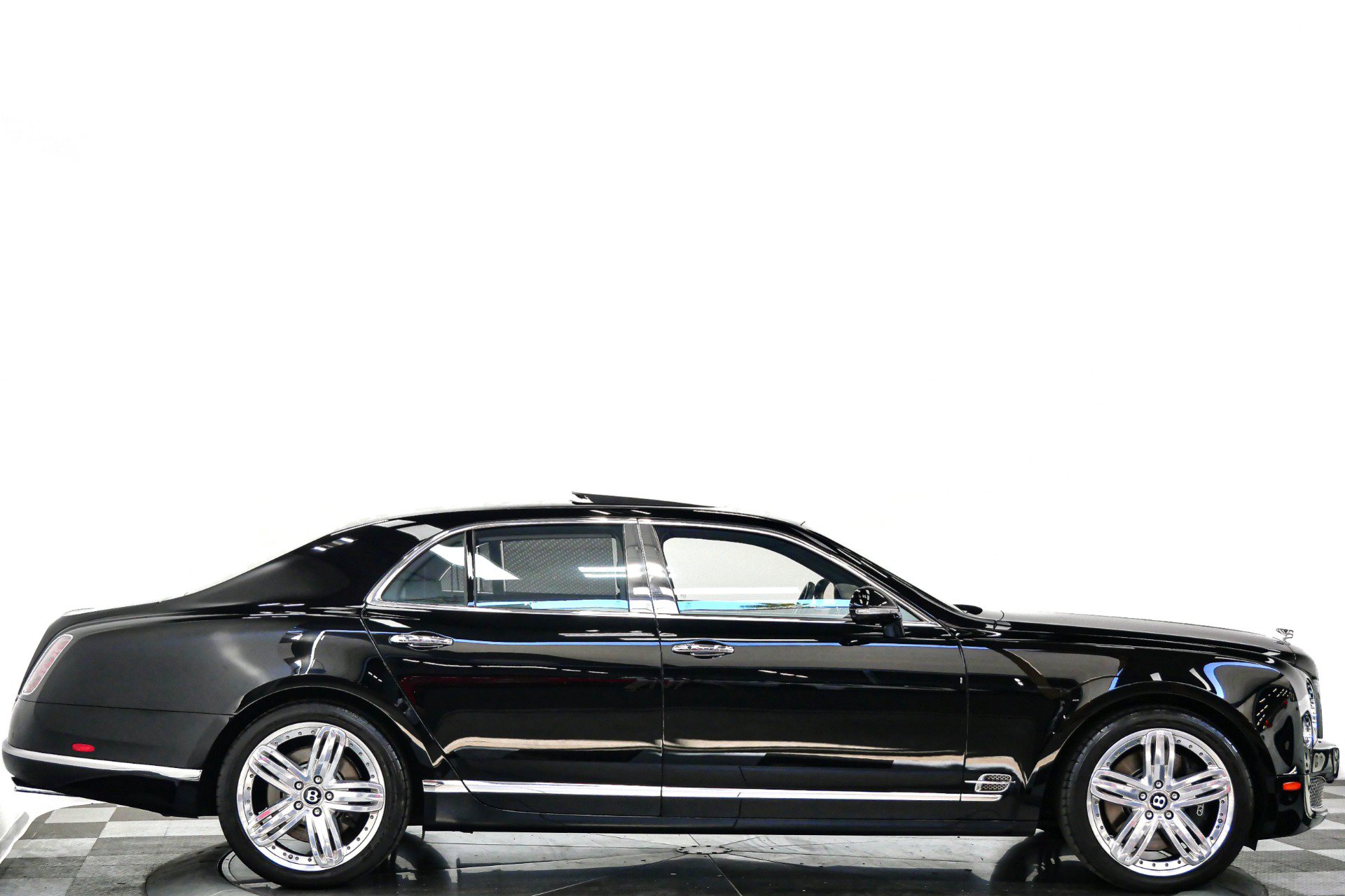 Used 2013 Bentley Mulsanne RWD image 2